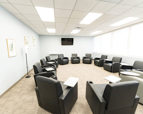 I04-PasadenaMeetingRoom-01-26