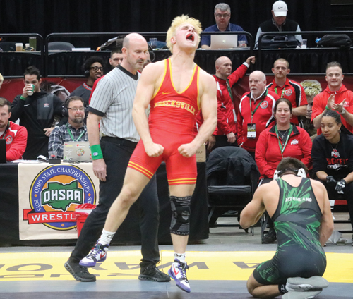 M22-Wrestling-05-26