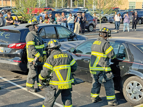 R09-EMTSDemonstrate-06-26
