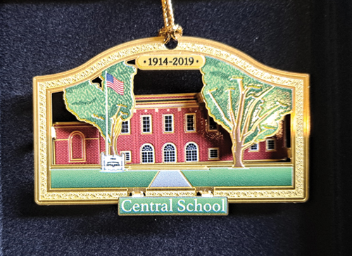 M19-HistoricalOrnament-11-26